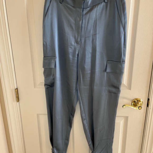 Aritzia Babaton Refined Satin Cargo Pants Slab Blue Size 10 - Picture 8 of 10